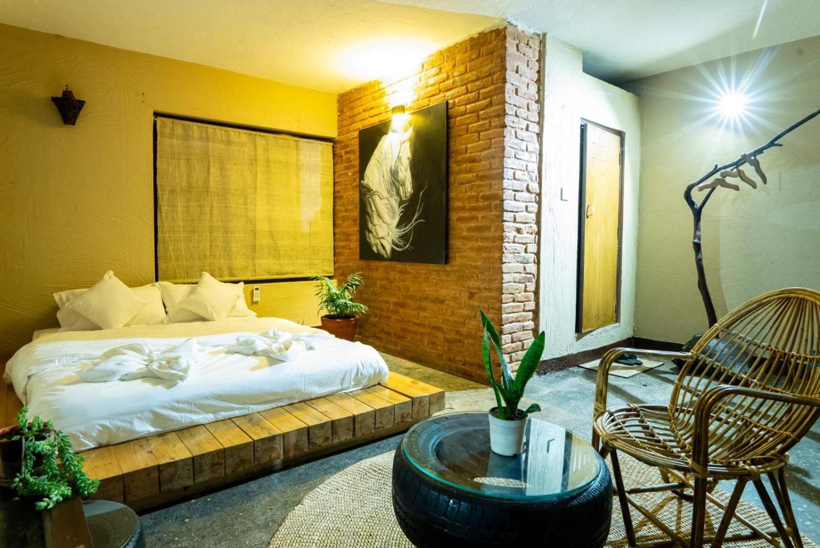 The Weavers Inn Lalitpur Экстерьер фото