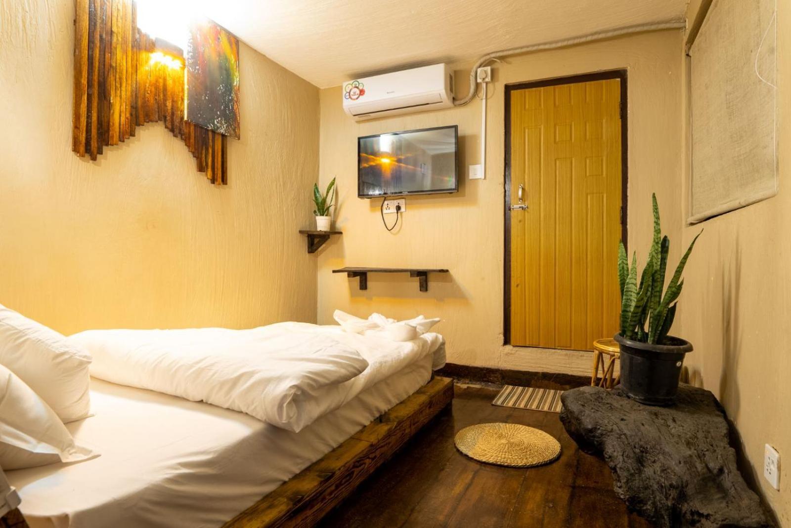 The Weavers Inn Lalitpur Экстерьер фото